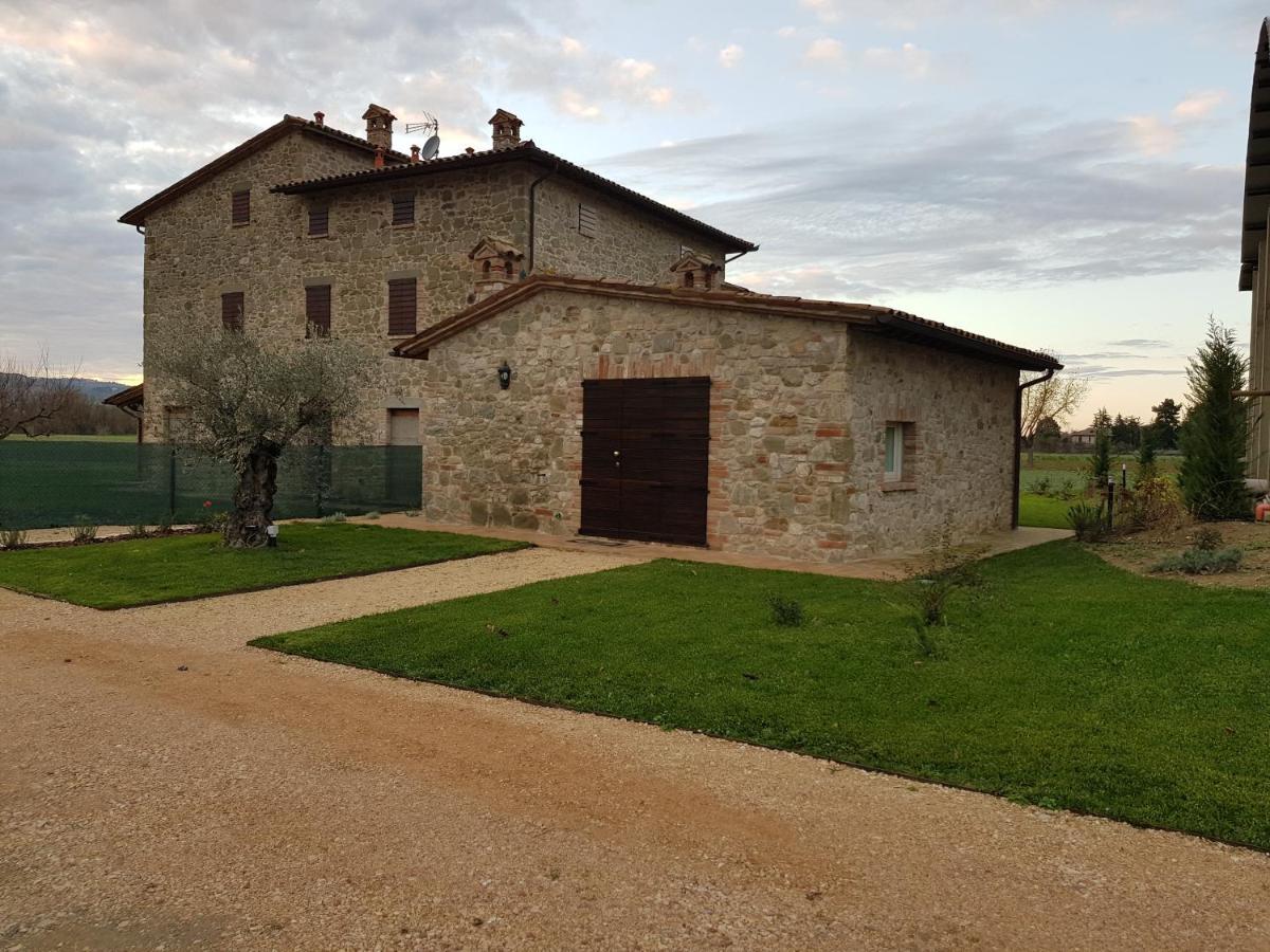 Agriturismo Villa Al Piano Todi Exteriör bild