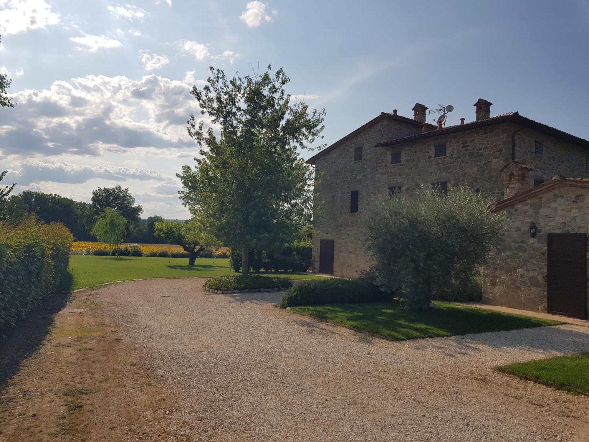 Agriturismo Villa Al Piano Todi Exteriör bild